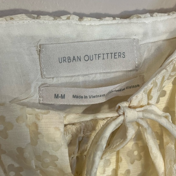Urban Outfitters Cream Floral Dress Size M - Picture 6 of 7